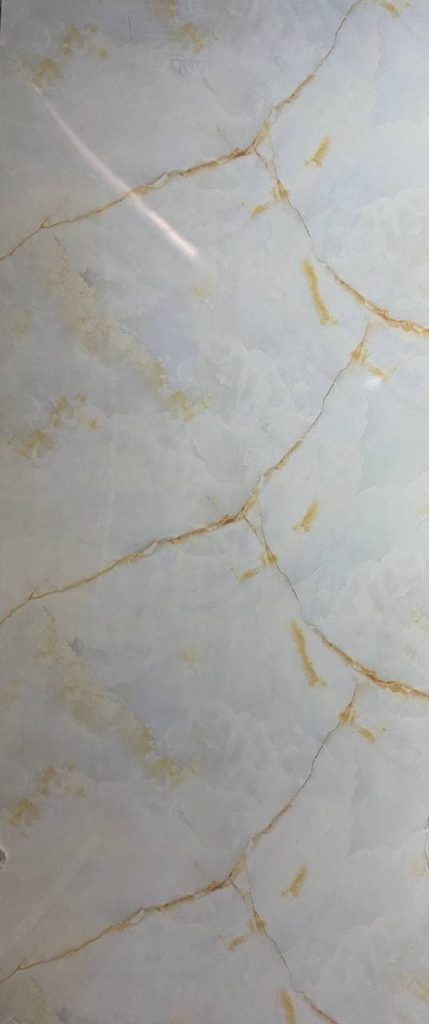 ماربل شیت در اتاق نشیمن